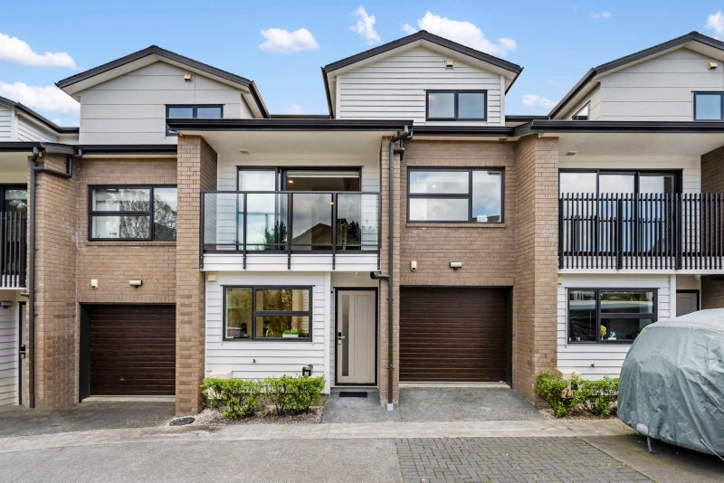 17 Ti Kouka Lane, Sandringham, Auckland - Carousel 1