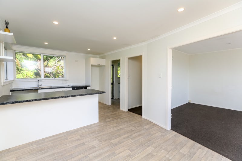 11A Newlyn Place, Welbourn, New Plymouth - Carousel 2