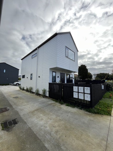 2/19 Calvert Avenue, Mangere East, Auckland - Carousel 12