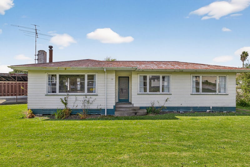 28 Endcliffe Road, Kaiti, Gisborne - Carousel 1