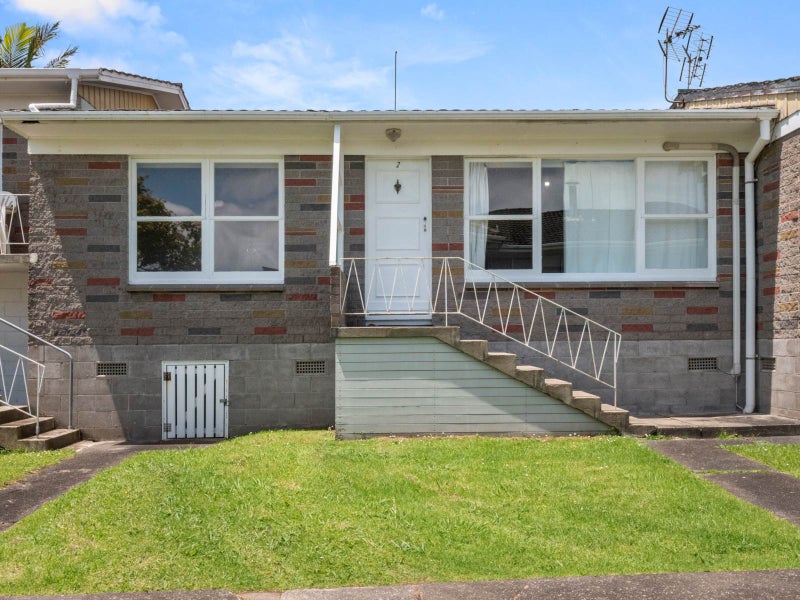 2/14 Westwell Road, Belmont, Auckland - Carousel 2