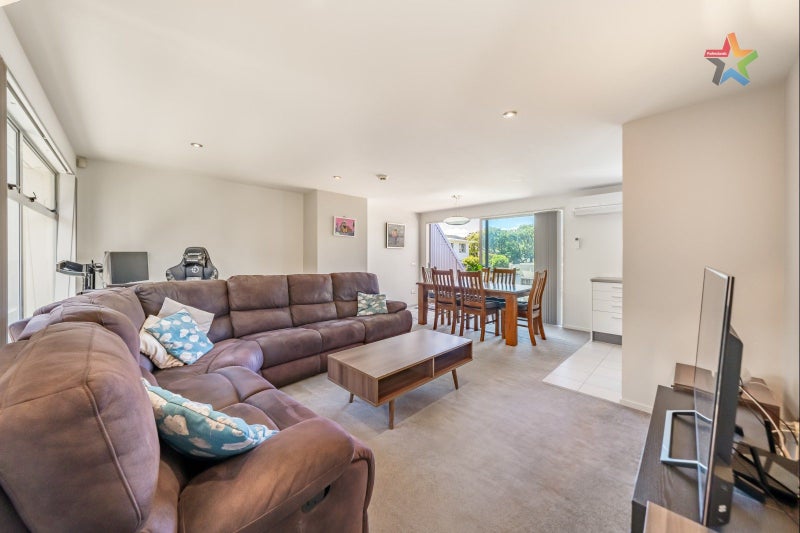 5B/10 Park Avenue, Epuni, Lower Hutt - Carousel 2