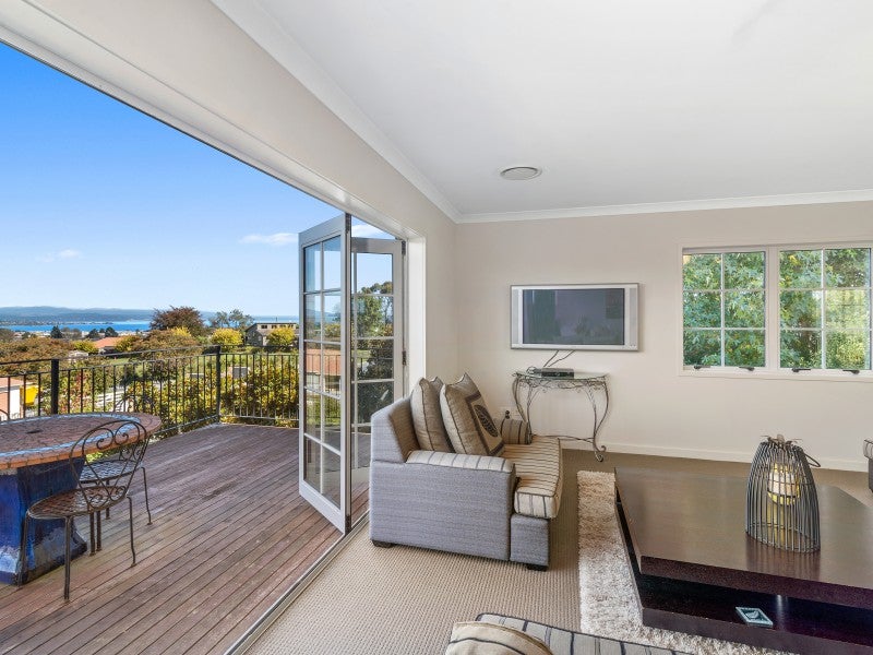 12 Chateau Crescent, Rangatira Park, Taupo - Carousel 2