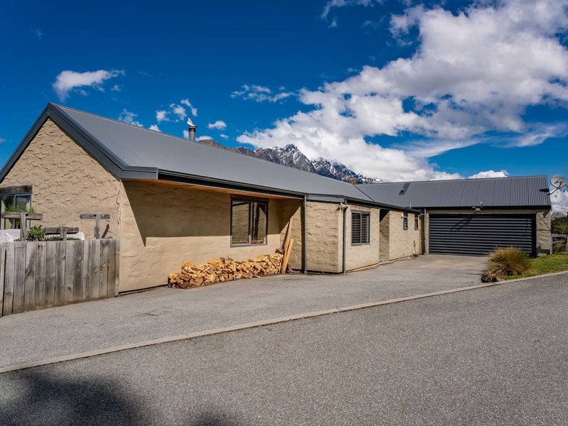 44 Ferry Hill Drive, Lower Shotover, Queenstown - Carousel 2