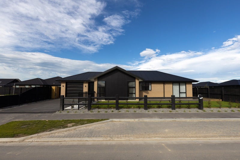 54 Masters Avenue, Hillcrest, Hamilton - Carousel 12