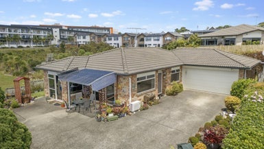 61 Elan Place, Stanmore Bay, Whangaparaoa - Carousel 1