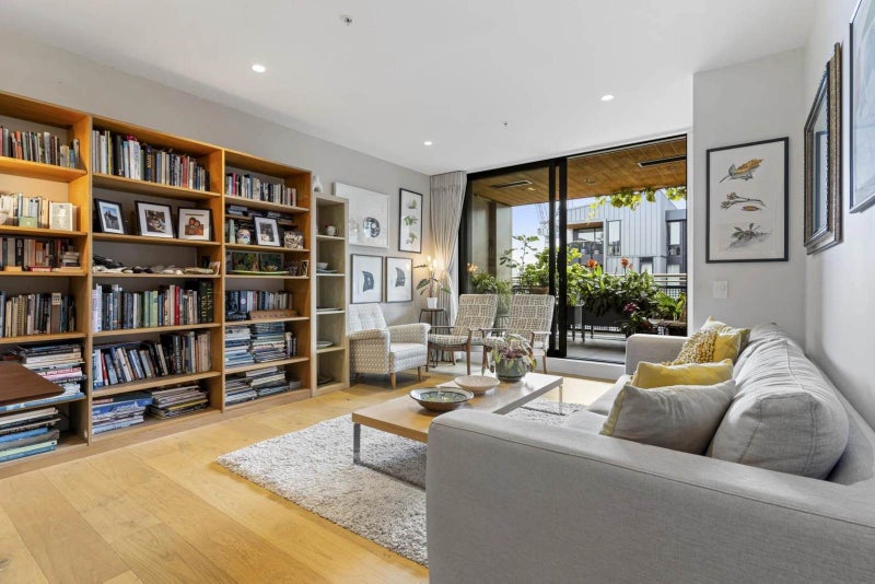 313/64 Victoria Street, Onehunga, Auckland - Carousel 1