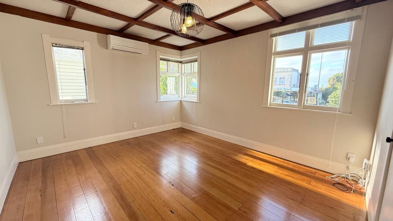 150 Point Chevalier Road, Point Chevalier, Auckland - Carousel 2