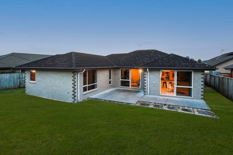 7 Millie Place, Huntington, Hamilton - Carousel 2