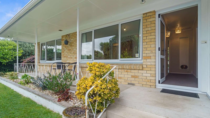 18 Carlton Street, Glenholme, Rotorua - Carousel 2