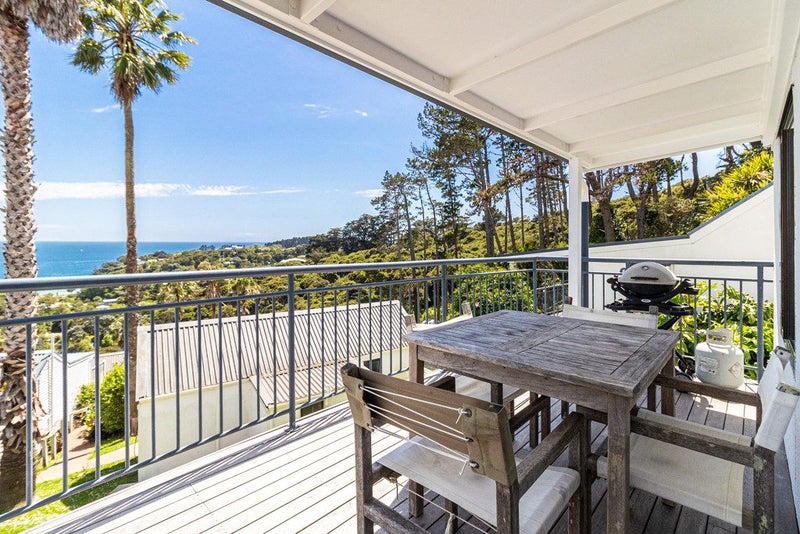 H/4 Bay Road, Waiheke Island, Auckland - Carousel 1