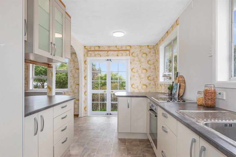 36 Rangituhi Crescent, Takapuwahia, Porirua - Carousel 2