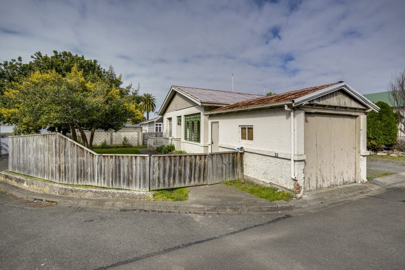32 Havelock Road, Hospital Hill, Napier - Carousel 1