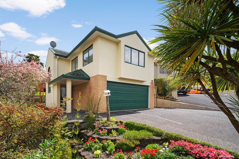 1/38 Westview Court, Somerville, Auckland - Carousel 1