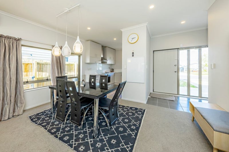 22 Taiaapure Street, Weymouth, Auckland - Carousel 2