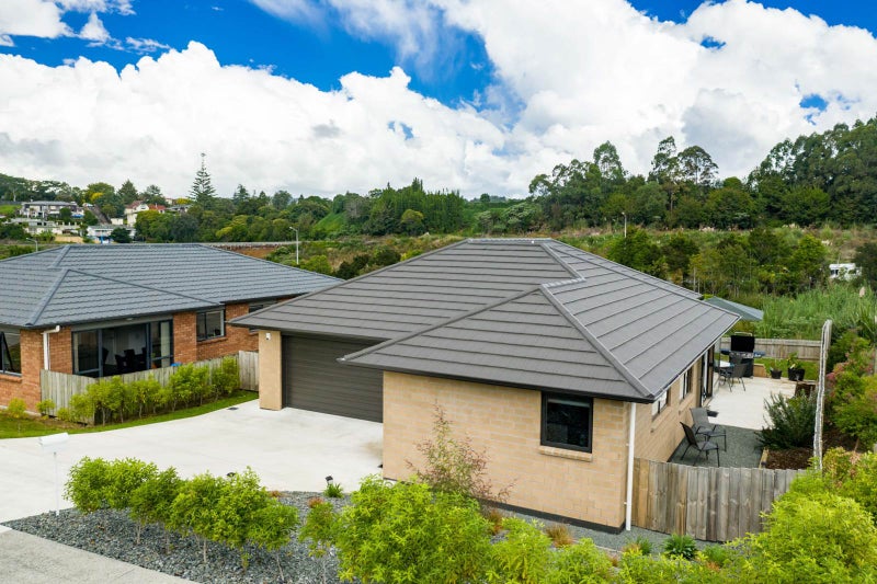 11 Brunner Terrace, Kamo, Whangarei - Carousel 17