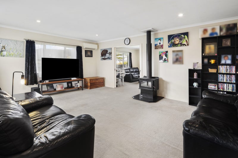 231 Mark Avenue, Grenada Village, Wellington - Carousel 2