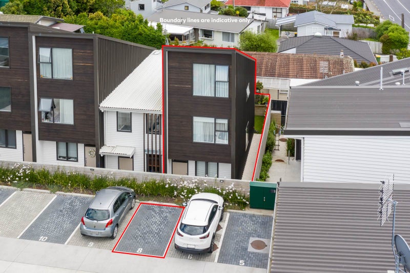 8/15 Chivalry Road, Glenfield, Auckland - Carousel 1