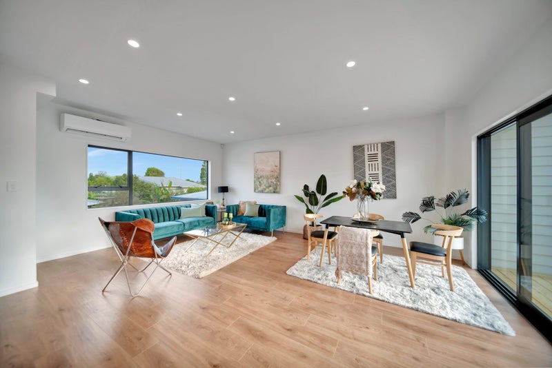 723C Massey Road, Mangere, Auckland - Carousel 2