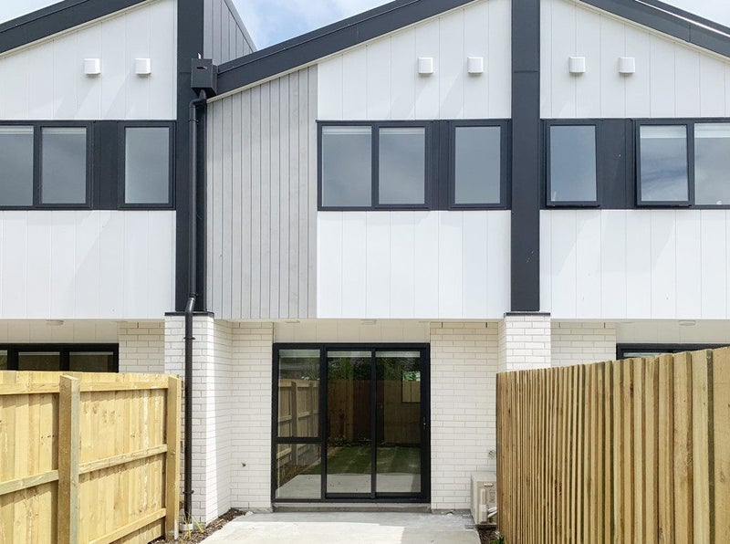 6/191 England Street, Linwood, Christchurch - Carousel 1