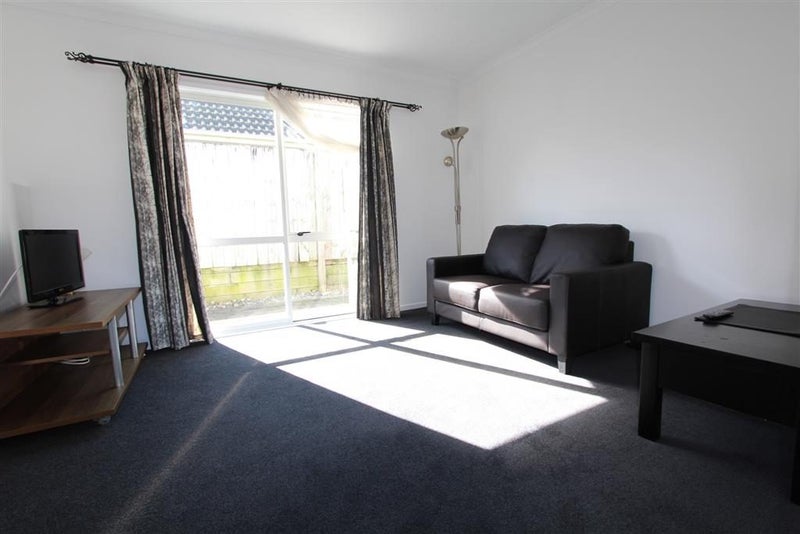 28C Lorne Street, Melville, Hamilton - Carousel 2