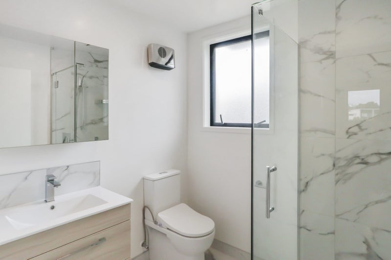 8/21 Titoki Street, Te Atatu Peninsula, Auckland - Carousel 9