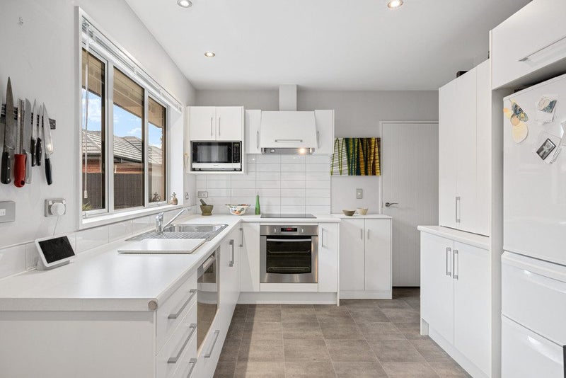 2/17 Field Terrace, Upper Riccarton, Christchurch - Carousel 2