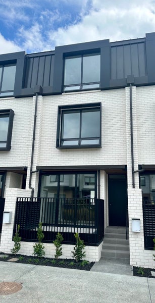 11B Windlass Street, Long Bay, Auckland - Carousel 2