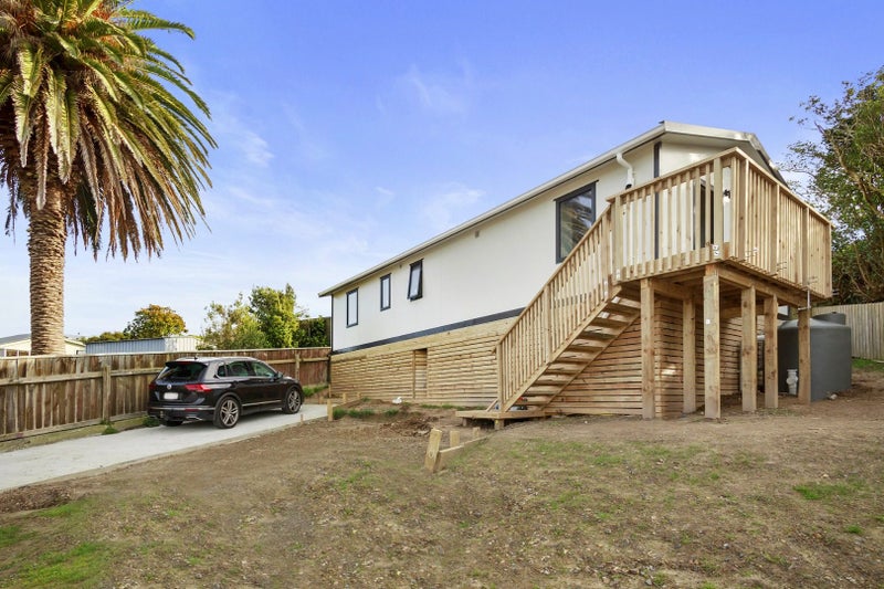 104A Te Pene Avenue, Titahi Bay, Porirua - Carousel 1