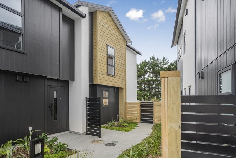 71 Te Ara o Papatahi, Wainuiomata, Lower Hutt - Carousel 17