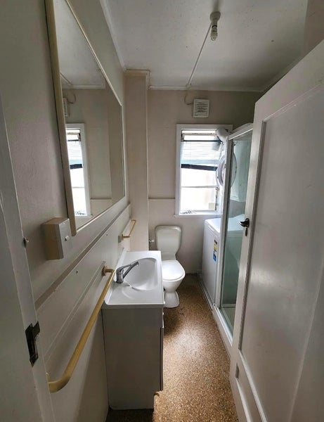 1/243 The Terrace, Te Aro, Wellington - Carousel 9