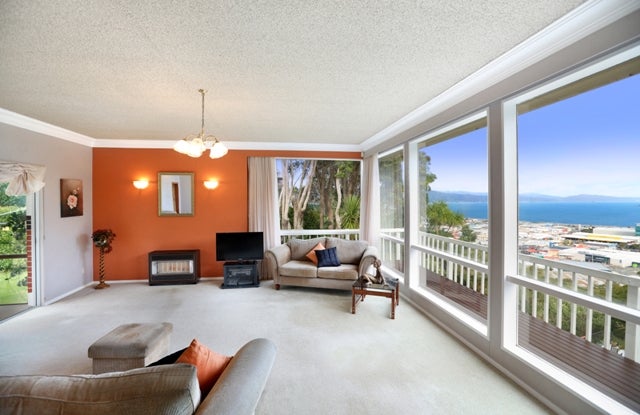 29 London Road, Korokoro, Lower Hutt - Carousel 2