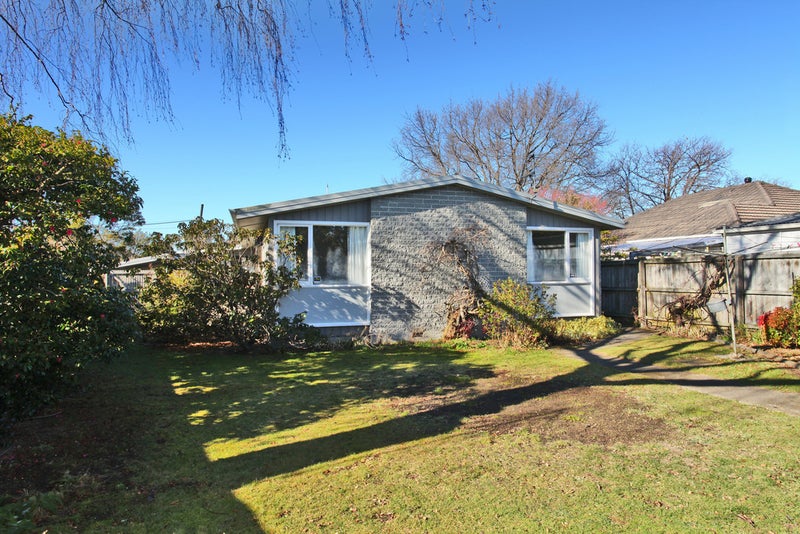 53 Sevenoaks Drive, Bryndwr, Christchurch - Carousel 12