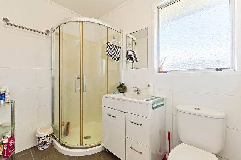 37 Alabaster Drive, Papatoetoe, Auckland - Carousel 11