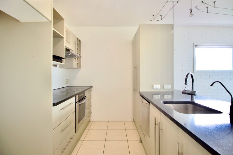 3/76 Coates Avenue, Orakei, Auckland - Carousel 2