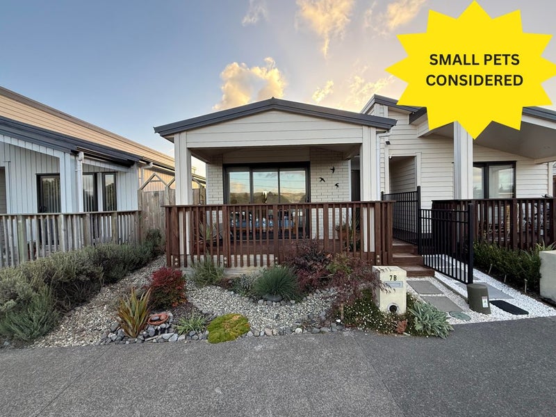 7B Tributary Parade, Karaka, Papakura - Carousel 1