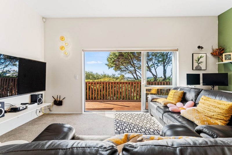 300C Glenvar Road, Torbay, Auckland - Carousel 1