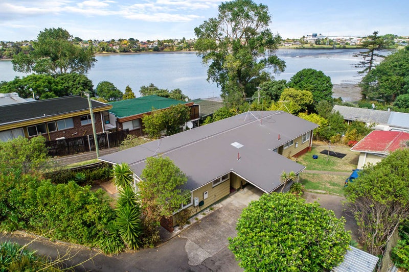 1/12 Cleary Road, Panmure, Auckland - Carousel 2