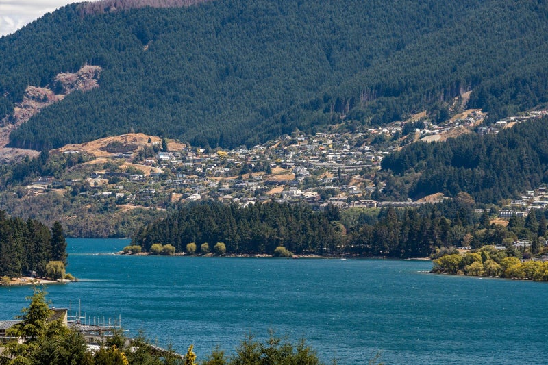 6 Red Deer Rise, Kelvin Heights, Queenstown - Carousel 26