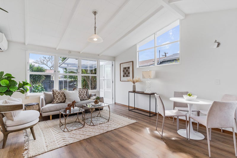 33A Alverston Street, Waterview, Auckland - Carousel 2