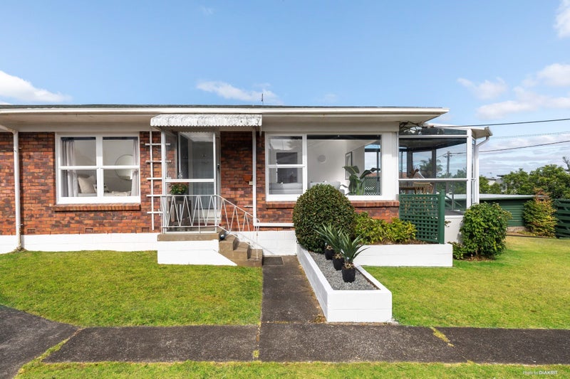 1/30 Byron Avenue, Takapuna, Auckland - Carousel 1