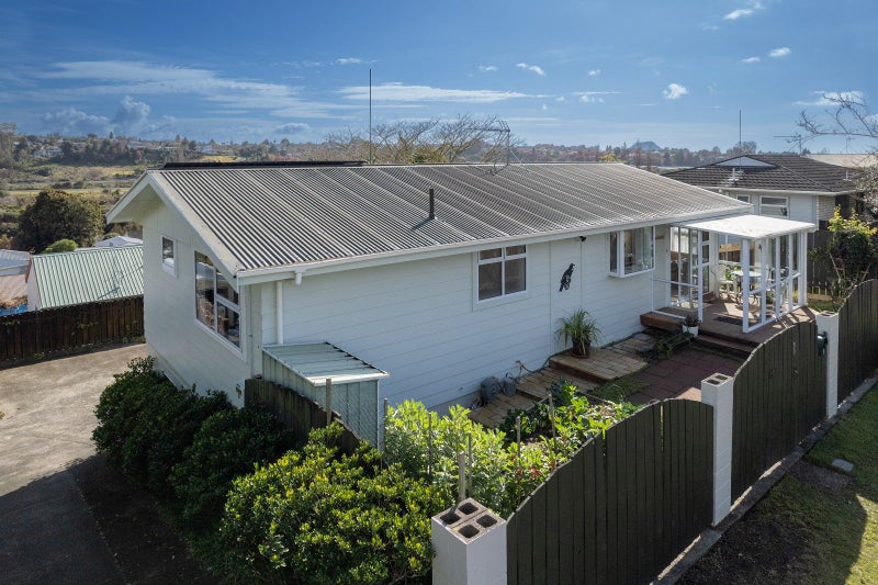 5 Arden Street, Gate Pa, Tauranga - Carousel 2