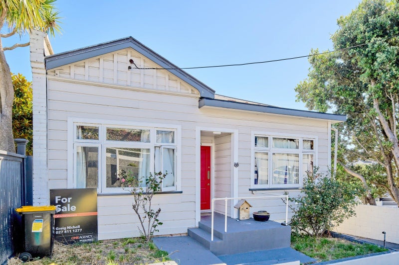 60 Roxburgh Street, Mount Victoria, Wellington - Carousel 2