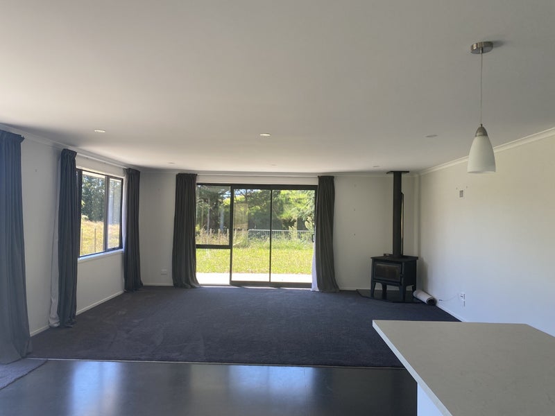 68 Saxton Road, Upper Vogeltown, New Plymouth - Carousel 1