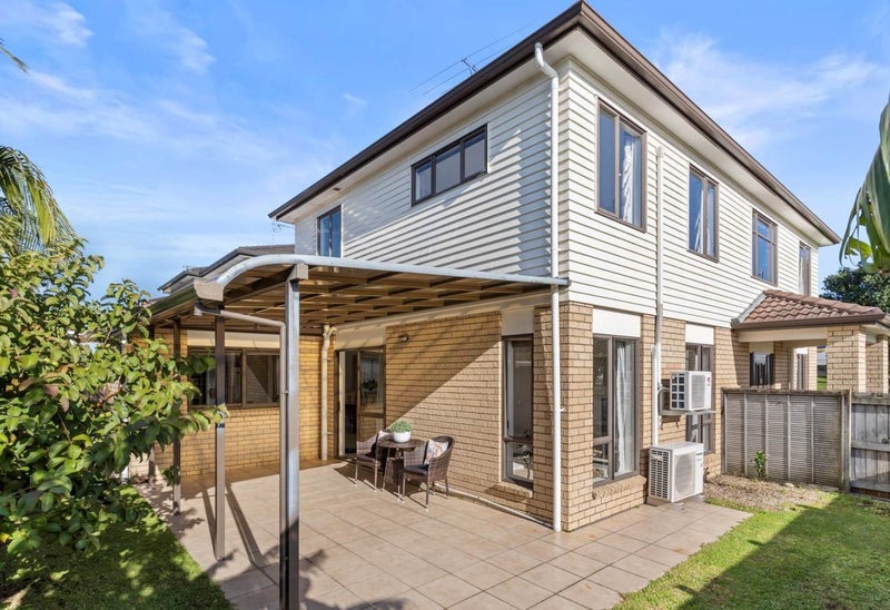 4 Shingleton Lane, Flat Bush, Auckland - Carousel 1