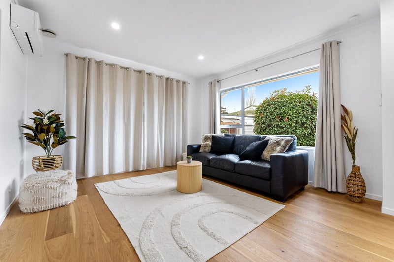 7/81 Shakespeare Road, Milford, Auckland - Carousel 2