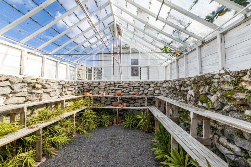 2 Lambton Road, Hospital Hill, Napier - Carousel 26