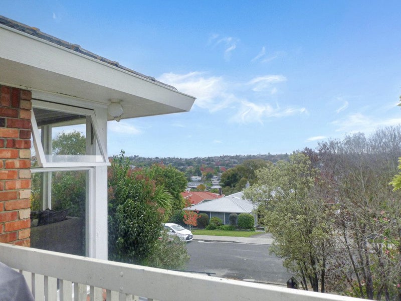 20 Alton Avenue, Hillcrest, Auckland - Carousel 1