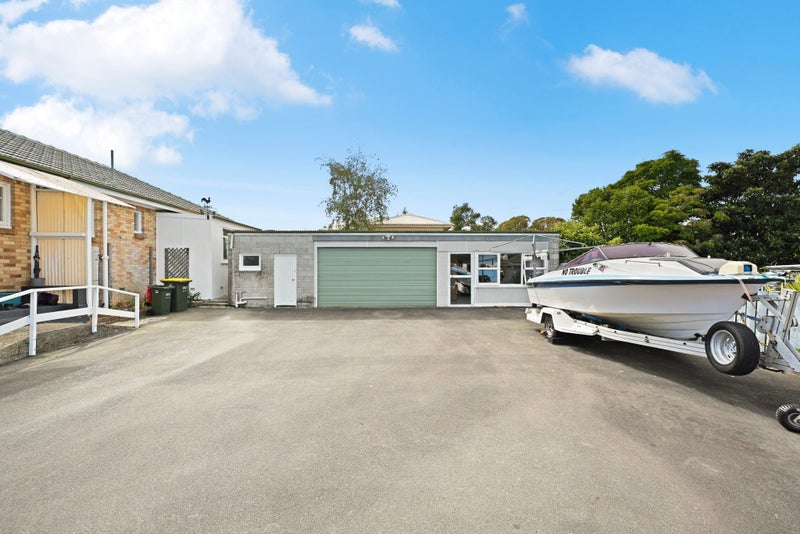 108 Naylor Street, Hamilton East, Hamilton - Carousel 16