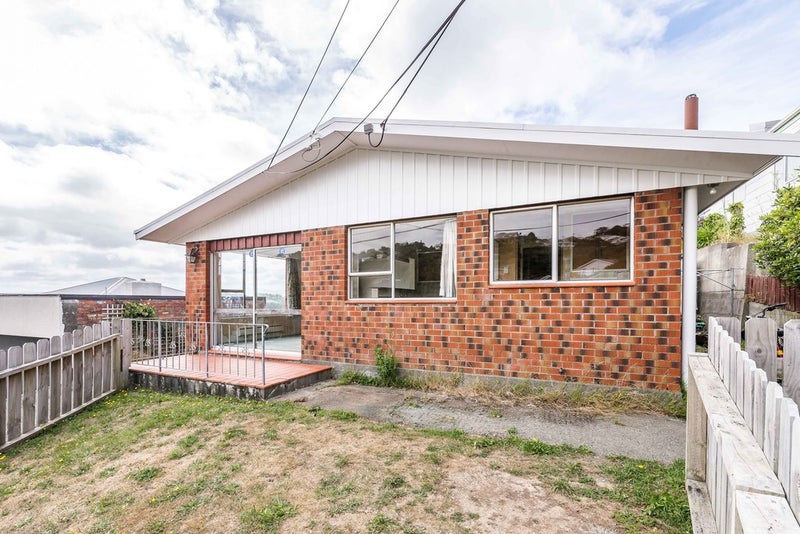 11 Farnham Street, Mornington, Wellington - Carousel 1